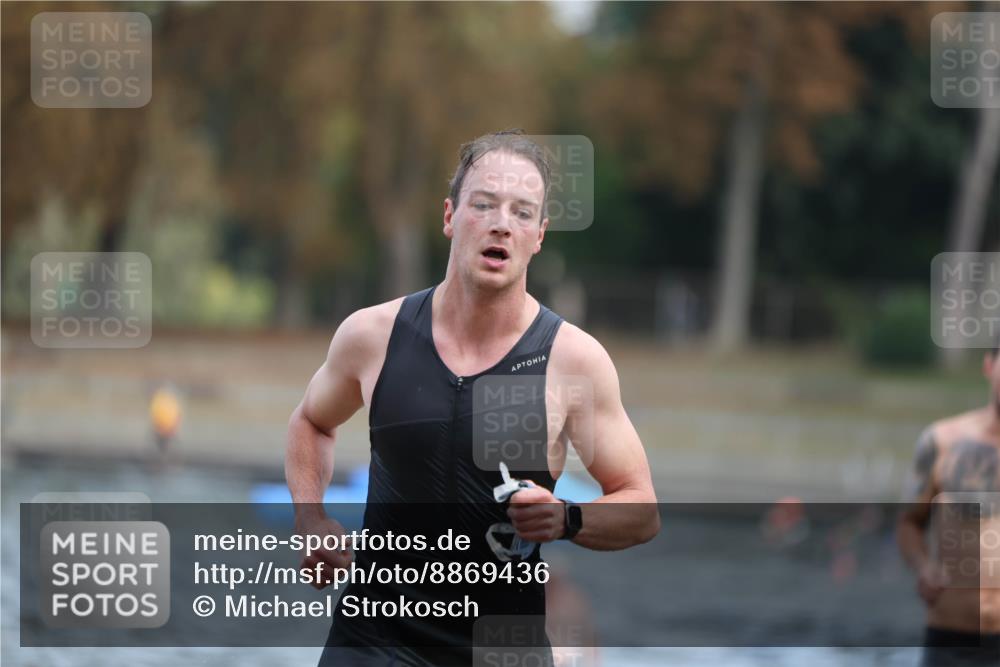 14.09.2025 - Stadtparktriathlon Michael Strokosch http://msf.ph/oto/8869436 14.09.2025 10:52:57 Schwimmen 822, 841, 861, 870, 872, 893 meine-sportfotos.de
