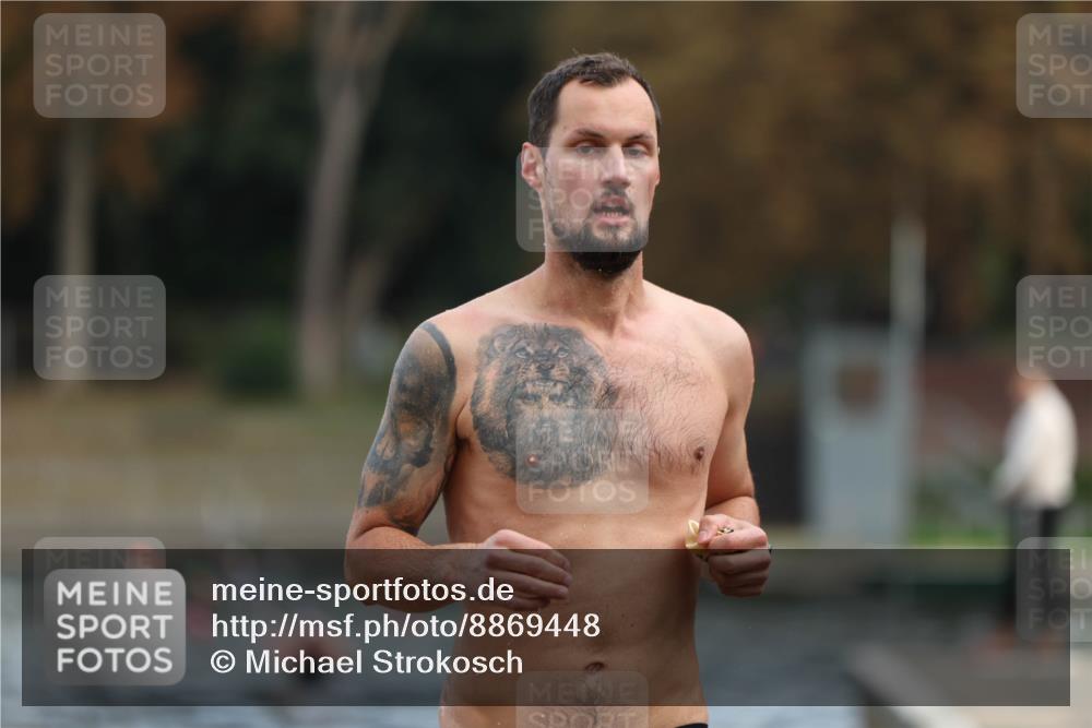 14.09.2025 - Stadtparktriathlon Michael Strokosch http://msf.ph/oto/8869448 14.09.2025 10:53:00 Schwimmen 822, 841, 861 meine-sportfotos.de