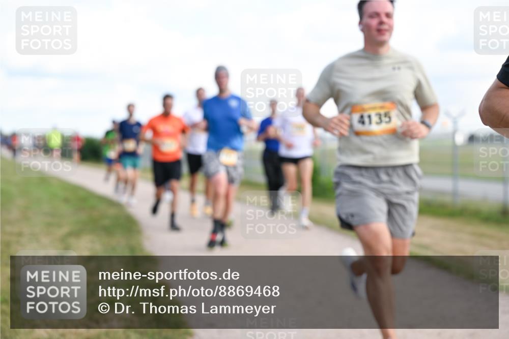 14.09.2025 - Airport Race Dr. Thomas Lammeyer http://msf.ph/oto/8869468 14.09.2025 12:13:48 Laufen 4135 meine-sportfotos.de