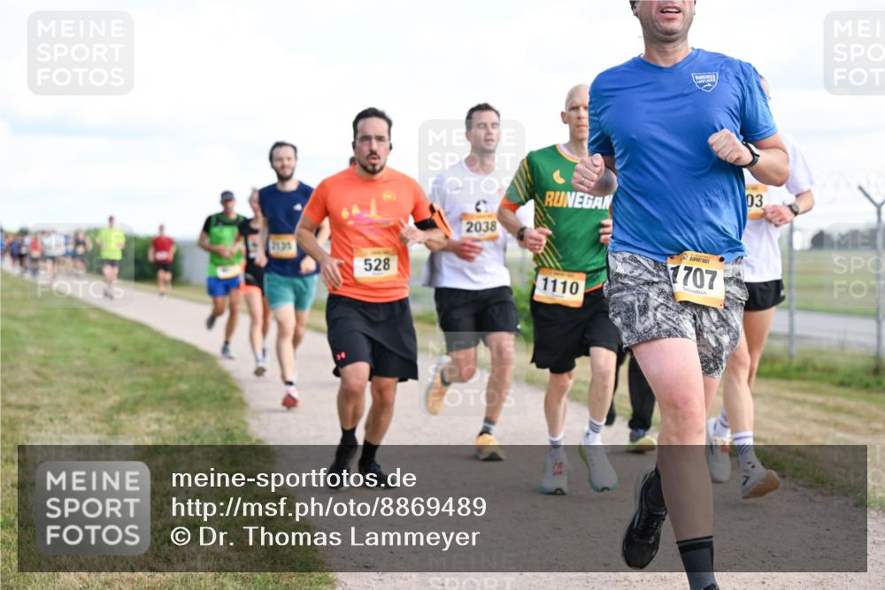 14.09.2025 - Airport Race Dr. Thomas Lammeyer http://msf.ph/oto/8869489 14.09.2025 12:13:50 Laufen 528, 2038, 1110, 1707, 03 meine-sportfotos.de