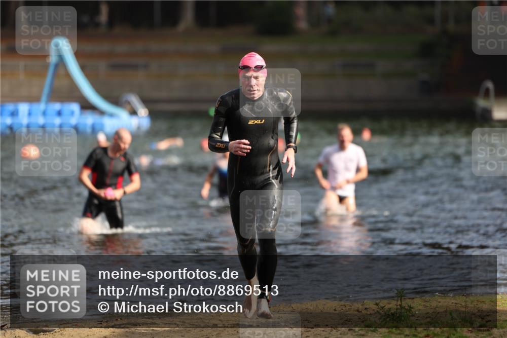 14.09.2025 - Stadtparktriathlon Michael Strokosch http://msf.ph/oto/8869513 14.09.2025 10:53:46 Schwimmen 871 meine-sportfotos.de