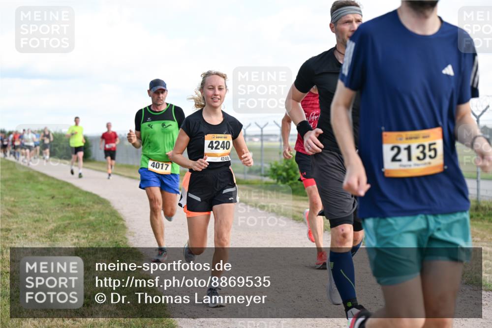 14.09.2025 - Airport Race Dr. Thomas Lammeyer http://msf.ph/oto/8869535 14.09.2025 12:13:52 Laufen 4017, 4240, 4240, 2135 meine-sportfotos.de