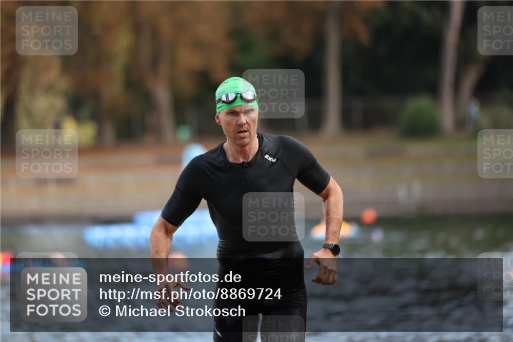14.09.2025 - Stadtparktriathlon Michael Strokosch http://msf.ph/oto/8869724 14.09.2025 10:56:21 Schwimmen 877 meine-sportfotos.de