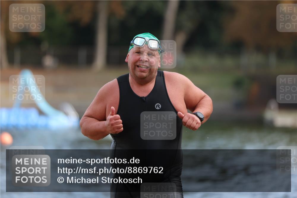 14.09.2025 - Stadtparktriathlon Michael Strokosch http://msf.ph/oto/8869762 14.09.2025 10:56:45 Schwimmen 857 meine-sportfotos.de