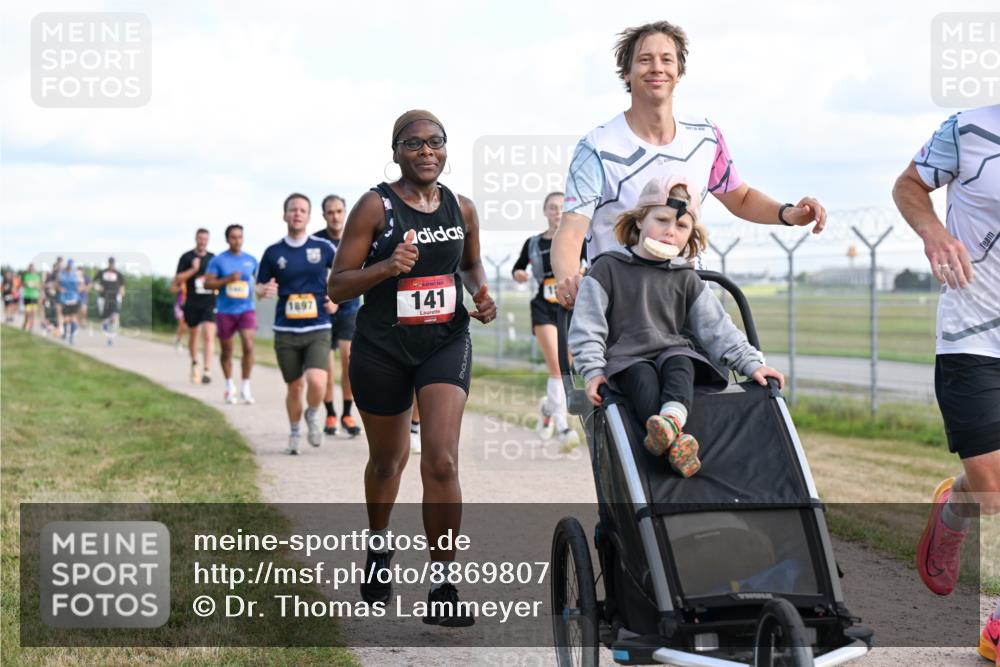 14.09.2025 - Airport Race Dr. Thomas Lammeyer http://msf.ph/oto/8869807 14.09.2025 12:14:13 Laufen 1897, 141 meine-sportfotos.de