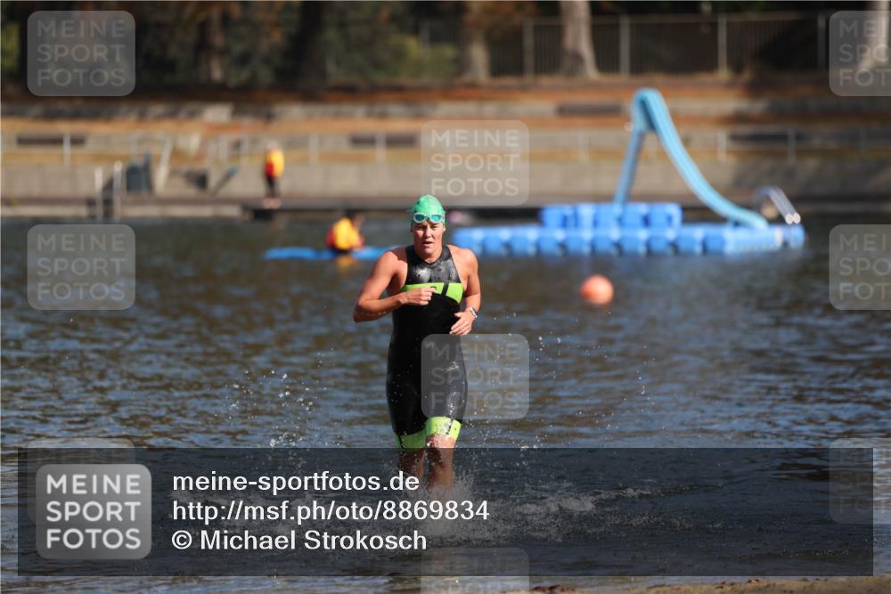 14.09.2025 - Stadtparktriathlon Michael Strokosch http://msf.ph/oto/8869834 14.09.2025 11:08:13 Schwimmen 973 meine-sportfotos.de