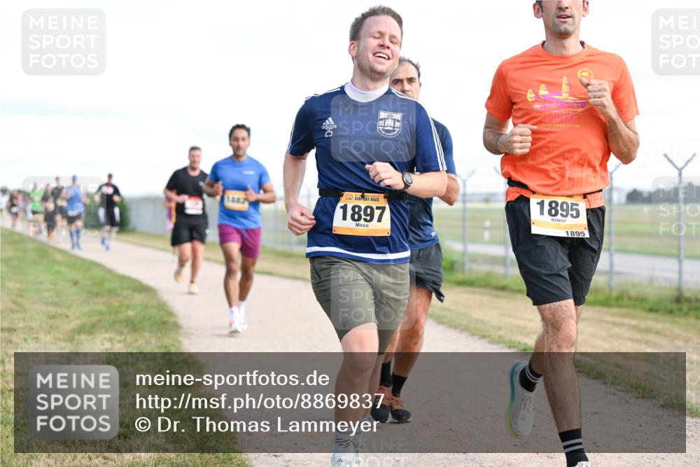 14.09.2025 - Airport Race Dr. Thomas Lammeyer http://msf.ph/oto/8869837 14.09.2025 12:14:15 Laufen 25, 1897, 1895, 1895 meine-sportfotos.de