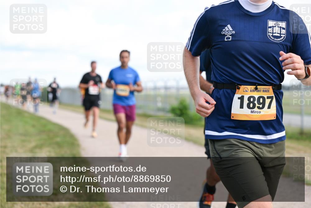 14.09.2025 - Airport Race Dr. Thomas Lammeyer http://msf.ph/oto/8869850 14.09.2025 12:14:16 Laufen 25, 42, 1897 meine-sportfotos.de