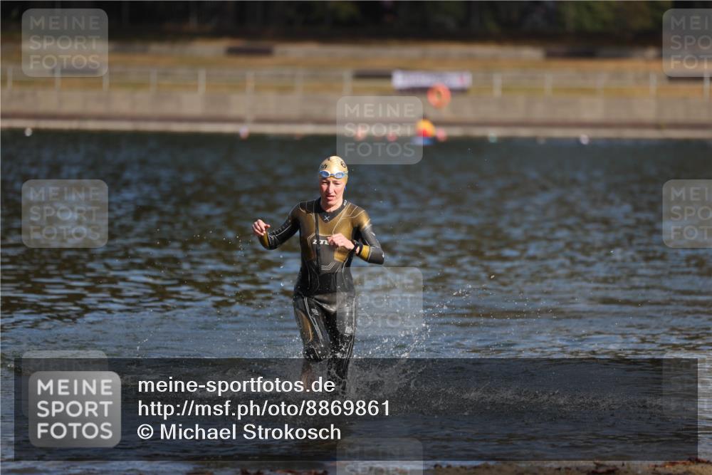 14.09.2025 - Stadtparktriathlon Michael Strokosch http://msf.ph/oto/8869861 14.09.2025 11:09:00 Schwimmen 1012 meine-sportfotos.de