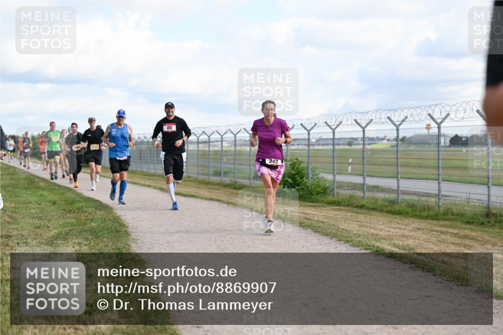 14.09.2025 - Airport Race Dr. Thomas Lammeyer http://msf.ph/oto/8869907 14.09.2025 12:14:20 Laufen 1708, 80, 242 meine-sportfotos.de