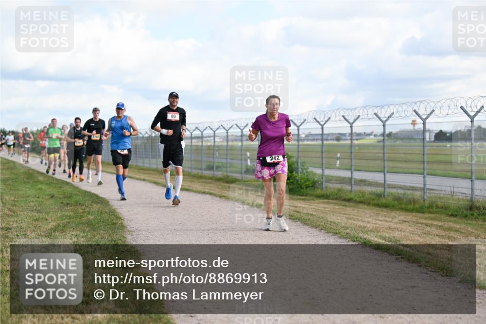 14.09.2025 - Airport Race Dr. Thomas Lammeyer http://msf.ph/oto/8869913 14.09.2025 12:14:21 Laufen 170, 80, 242 meine-sportfotos.de