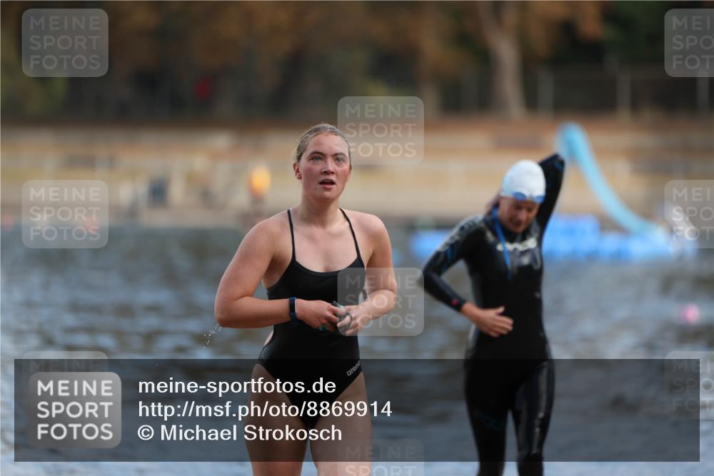 14.09.2025 - Stadtparktriathlon Michael Strokosch http://msf.ph/oto/8869914 14.09.2025 11:09:56 Schwimmen 940, 1016 meine-sportfotos.de