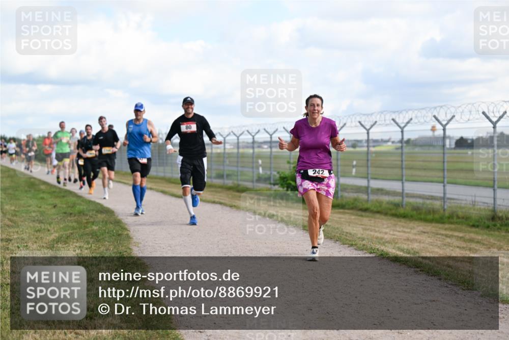 14.09.2025 - Airport Race Dr. Thomas Lammeyer http://msf.ph/oto/8869921 14.09.2025 12:14:21 Laufen 80, 242 meine-sportfotos.de