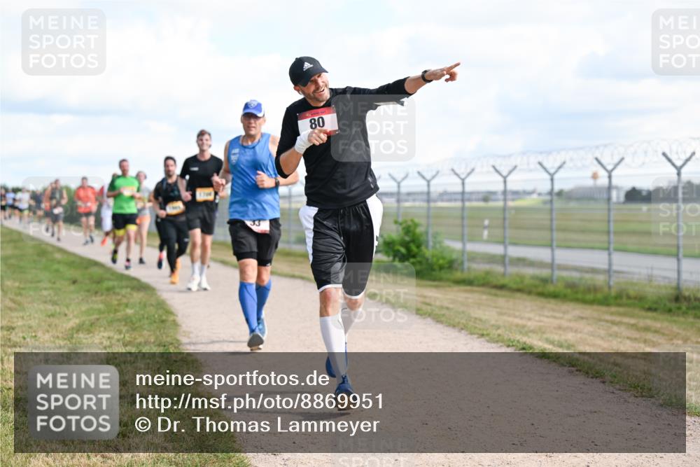 14.09.2025 - Airport Race Dr. Thomas Lammeyer http://msf.ph/oto/8869951 14.09.2025 12:14:23 Laufen 33, 80 meine-sportfotos.de