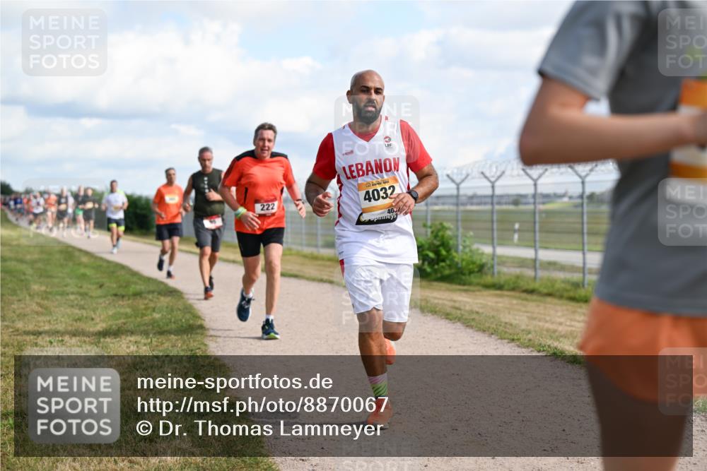 14.09.2025 - Airport Race Dr. Thomas Lammeyer http://msf.ph/oto/8870067 14.09.2025 12:14:31 Laufen 222, 4032, 400 meine-sportfotos.de