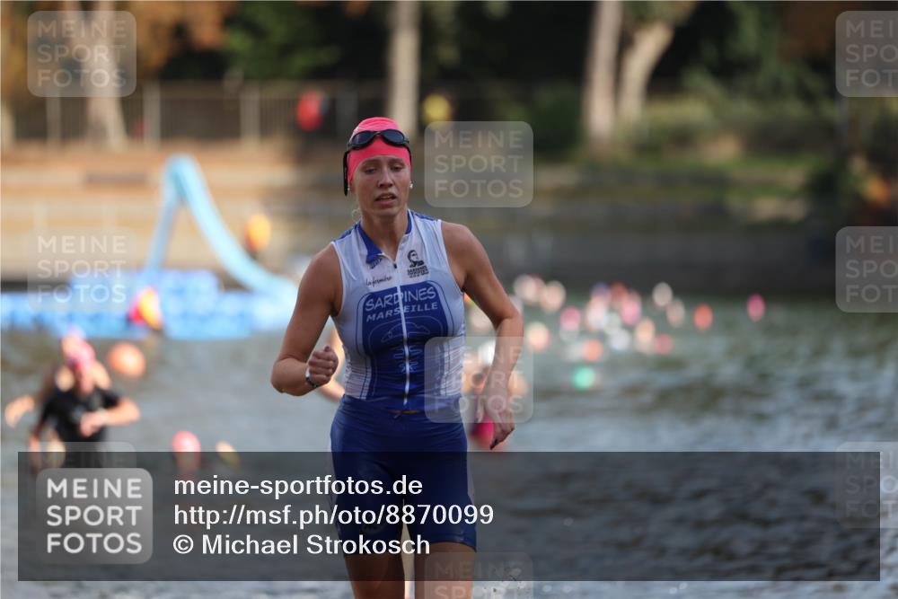 14.09.2025 - Stadtparktriathlon Michael Strokosch http://msf.ph/oto/8870099 14.09.2025 11:11:50 Schwimmen 955, 985, 987, 992 meine-sportfotos.de