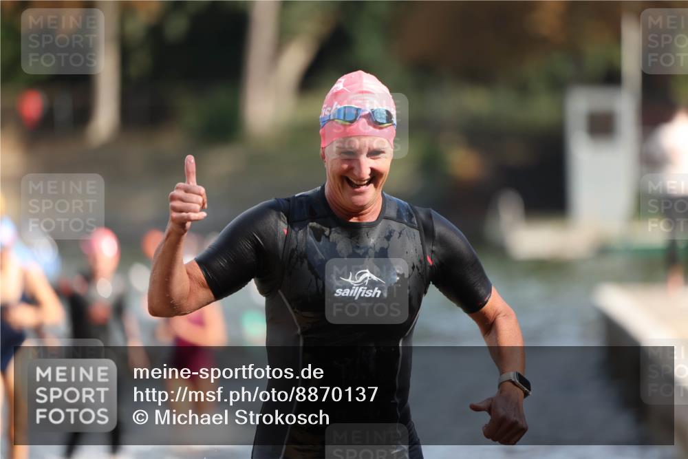 14.09.2025 - Stadtparktriathlon Michael Strokosch http://msf.ph/oto/8870137 14.09.2025 11:12:01 Schwimmen 930, 955, 993, 1011 meine-sportfotos.de