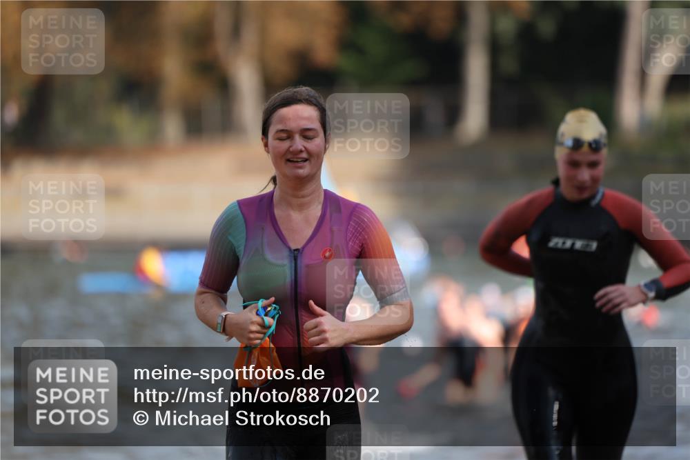 14.09.2025 - Stadtparktriathlon Michael Strokosch http://msf.ph/oto/8870202 14.09.2025 11:12:36 Schwimmen 932, 934, 976, 979, 1015 meine-sportfotos.de