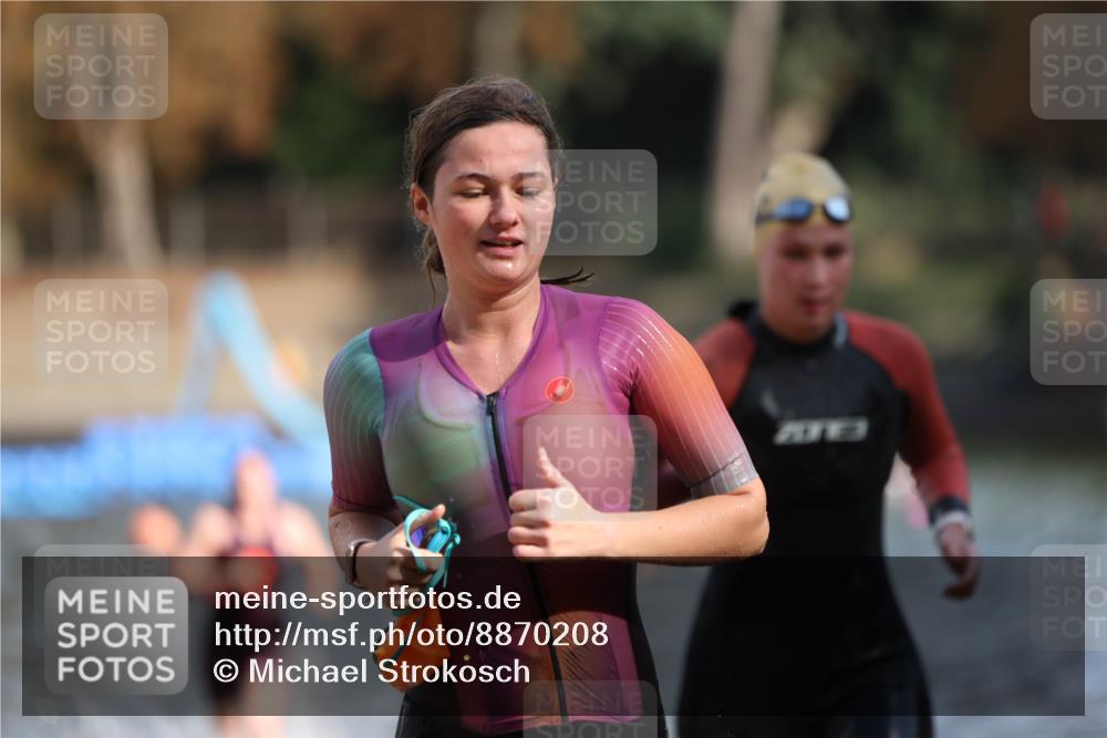 14.09.2025 - Stadtparktriathlon Michael Strokosch http://msf.ph/oto/8870208 14.09.2025 11:12:37 Schwimmen 932, 934, 976, 979, 1015 meine-sportfotos.de