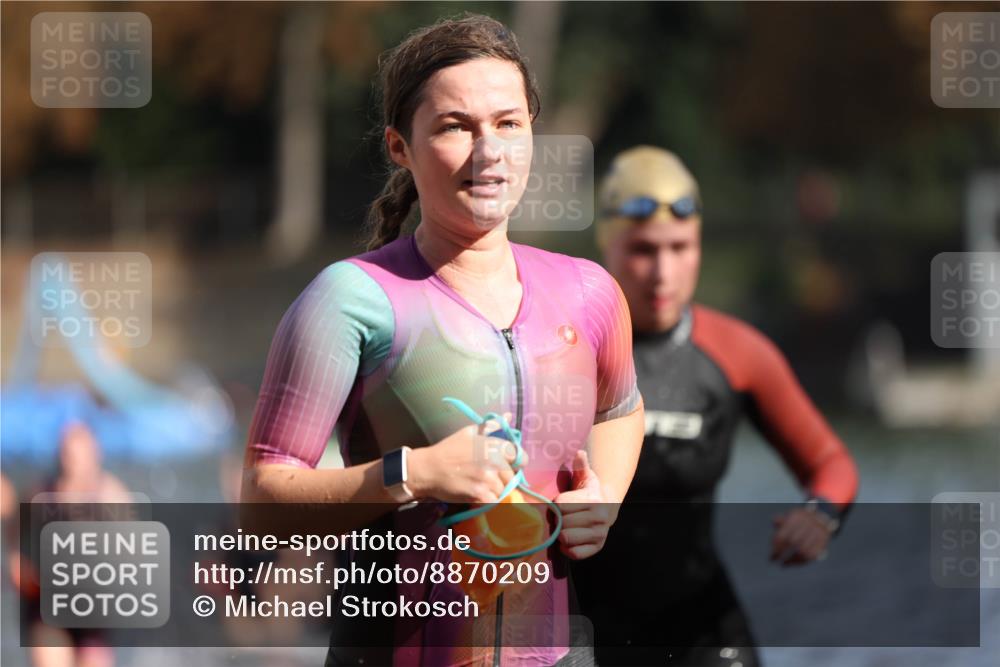 14.09.2025 - Stadtparktriathlon Michael Strokosch http://msf.ph/oto/8870209 14.09.2025 11:12:38 Schwimmen 932, 934, 976, 979, 1015 meine-sportfotos.de