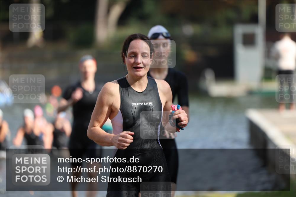14.09.2025 - Stadtparktriathlon Michael Strokosch http://msf.ph/oto/8870270 14.09.2025 11:12:53 Schwimmen 925, 935, 969, 984, 996, 1009, 1020 meine-sportfotos.de