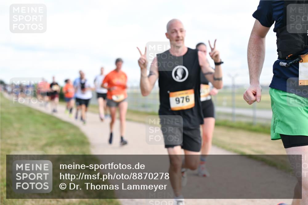 14.09.2025 - Airport Race Dr. Thomas Lammeyer http://msf.ph/oto/8870278 14.09.2025 12:14:46 Laufen 976 meine-sportfotos.de