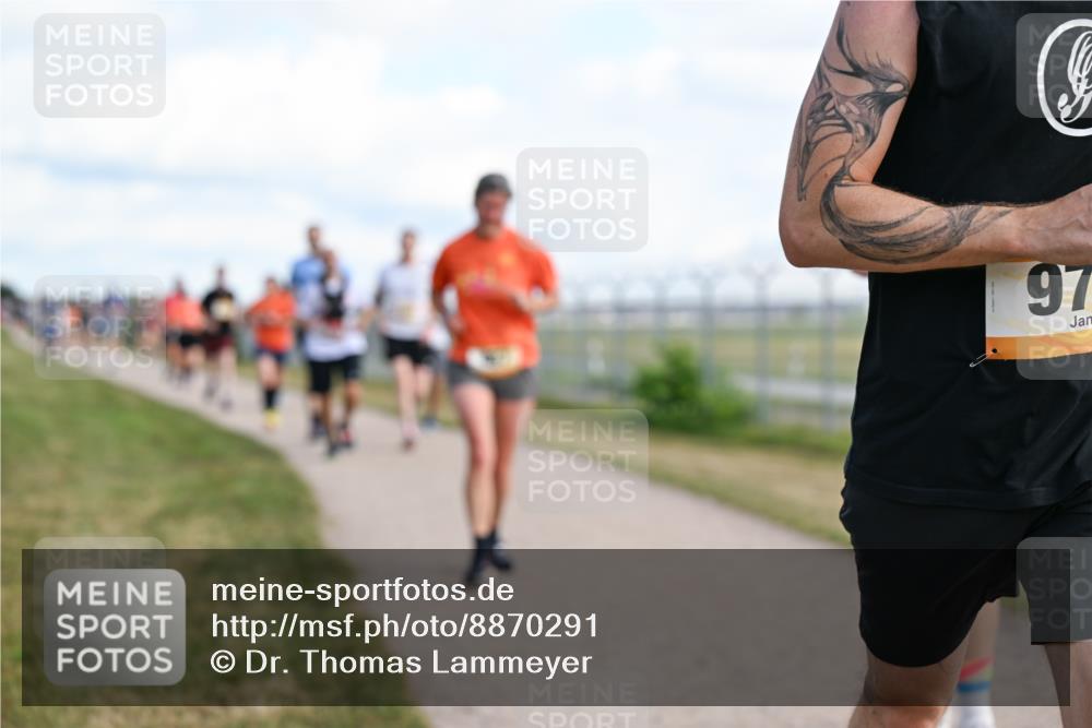 14.09.2025 - Airport Race Dr. Thomas Lammeyer http://msf.ph/oto/8870291 14.09.2025 12:14:47 Laufen 97 meine-sportfotos.de