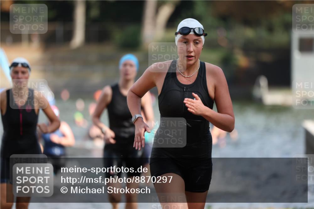 14.09.2025 - Stadtparktriathlon Michael Strokosch http://msf.ph/oto/8870297 14.09.2025 11:13:03 Schwimmen 945, 947, 969, 990, 1006, 1009, 1020 meine-sportfotos.de