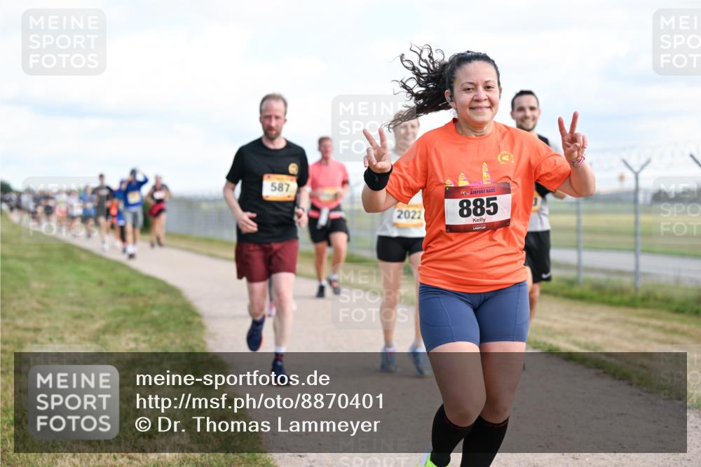 14.09.2025 - Airport Race Dr. Thomas Lammeyer http://msf.ph/oto/8870401 14.09.2025 12:14:53 Laufen 587, 2022, 885 meine-sportfotos.de