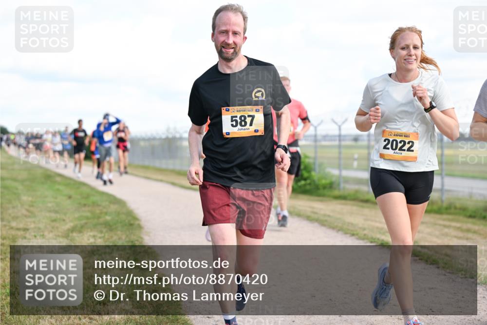 14.09.2025 - Airport Race Dr. Thomas Lammeyer http://msf.ph/oto/8870420 14.09.2025 12:14:54 Laufen 2022, 587, 2022 meine-sportfotos.de