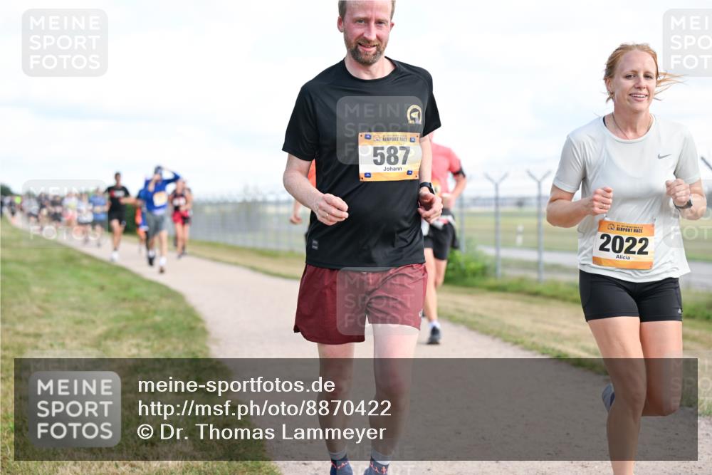 14.09.2025 - Airport Race Dr. Thomas Lammeyer http://msf.ph/oto/8870422 14.09.2025 12:14:54 Laufen 587, 2022 meine-sportfotos.de