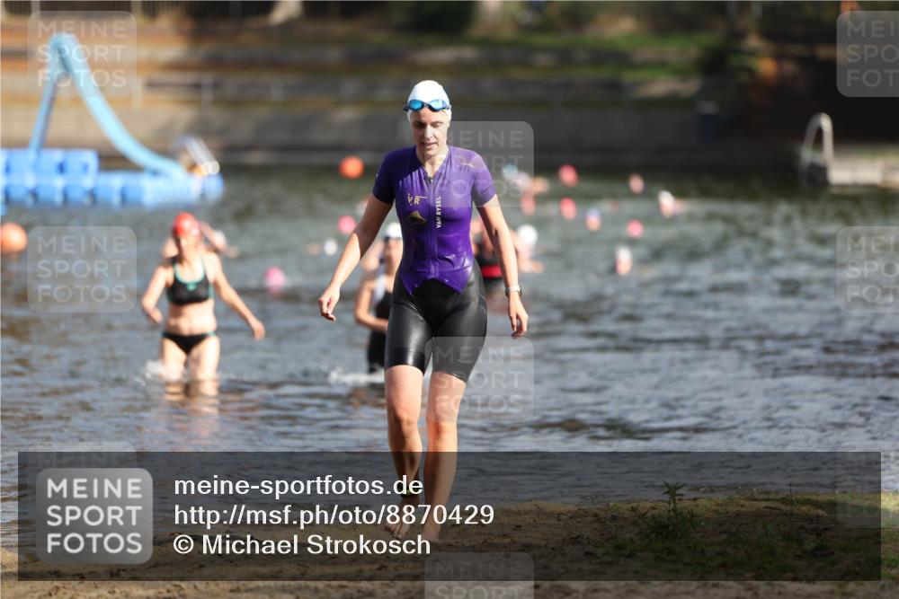 14.09.2025 - Stadtparktriathlon Michael Strokosch http://msf.ph/oto/8870429 14.09.2025 11:13:52 Schwimmen 1002 meine-sportfotos.de