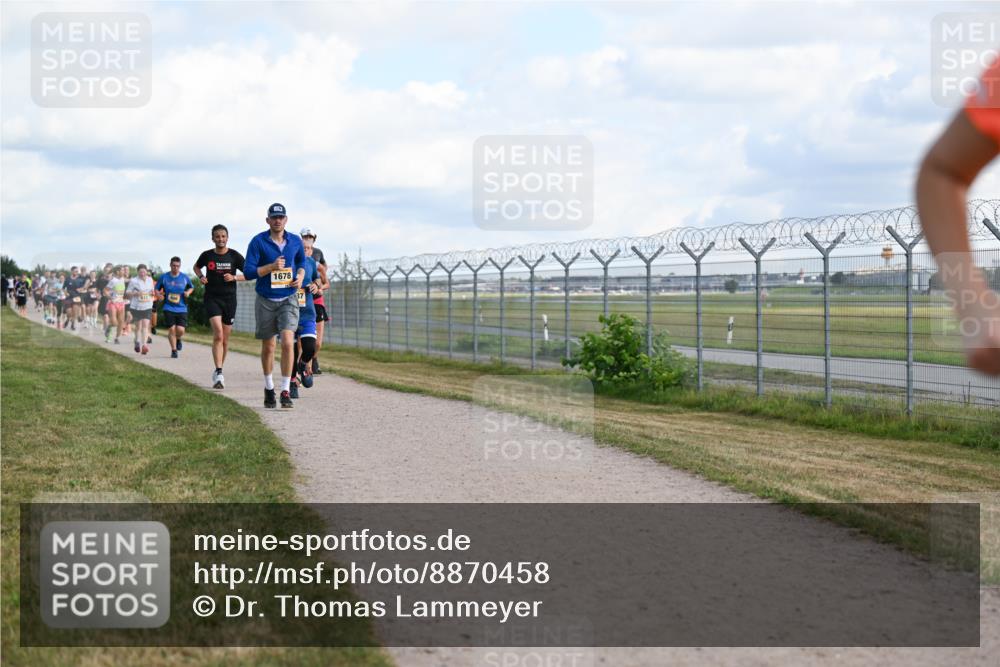 14.09.2025 - Airport Race Dr. Thomas Lammeyer http://msf.ph/oto/8870458 14.09.2025 12:14:56 Laufen 1678 meine-sportfotos.de