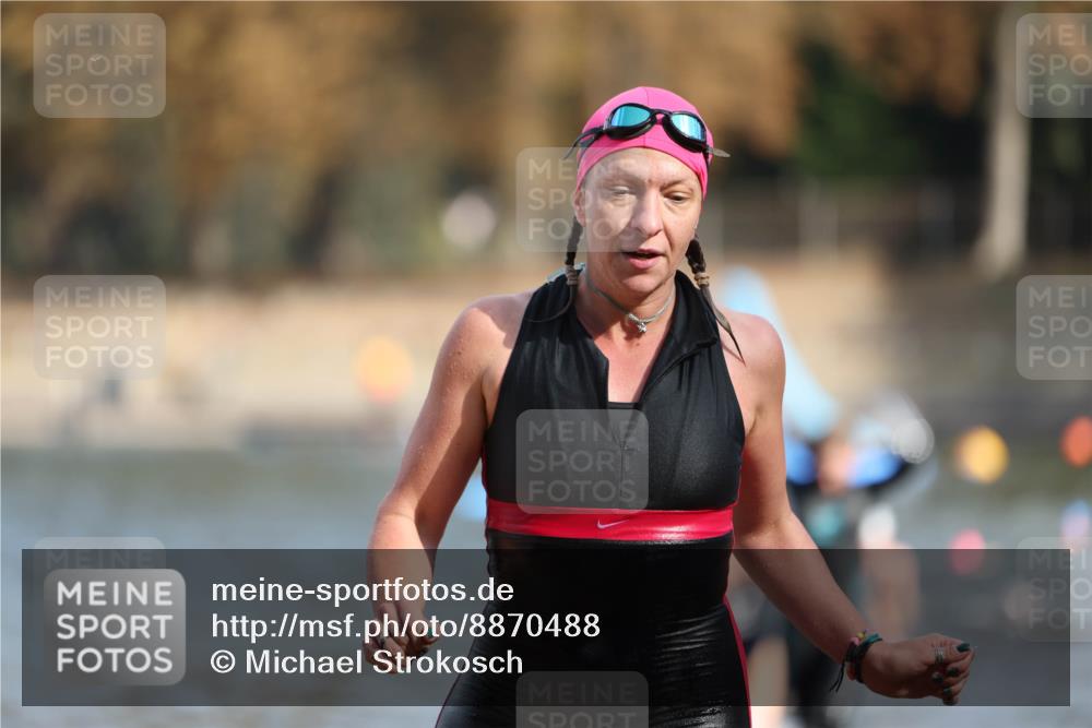 14.09.2025 - Stadtparktriathlon Michael Strokosch http://msf.ph/oto/8870488 14.09.2025 11:14:14 Schwimmen 964, 978, 989, 997, 1017 meine-sportfotos.de