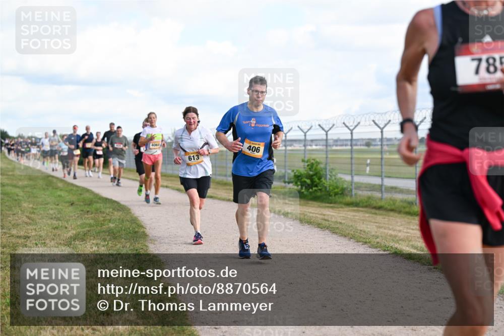 14.09.2025 - Airport Race Dr. Thomas Lammeyer http://msf.ph/oto/8870564 14.09.2025 12:15:03 Laufen 4065, 613, 406, 785 meine-sportfotos.de