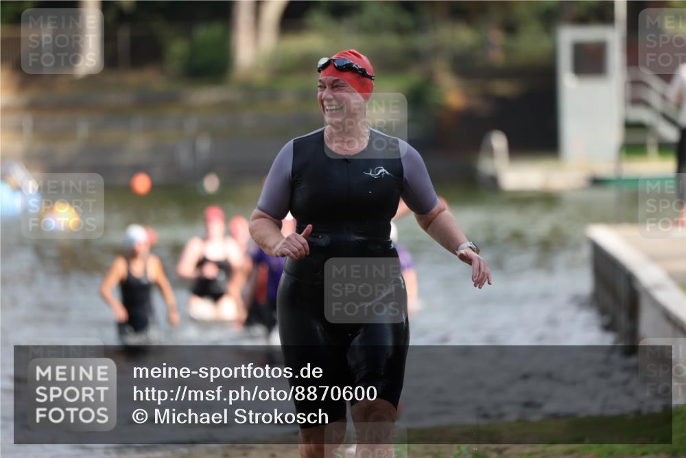 14.09.2025 - Stadtparktriathlon Michael Strokosch http://msf.ph/oto/8870600 14.09.2025 11:14:54 Schwimmen 936, 952, 957, 963, 998, 1014 meine-sportfotos.de