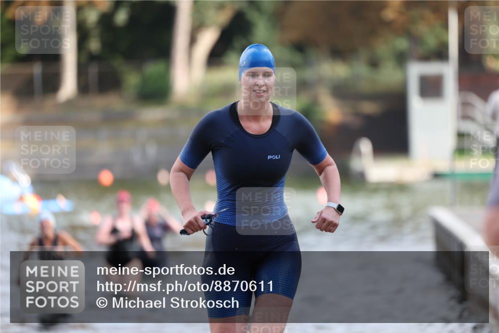 14.09.2025 - Stadtparktriathlon Michael Strokosch http://msf.ph/oto/8870611 14.09.2025 11:14:56 Schwimmen 936, 952, 974, 980, 998, 1014 meine-sportfotos.de