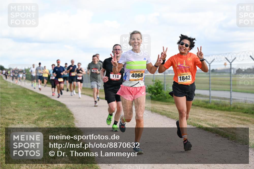 14.09.2025 - Airport Race Dr. Thomas Lammeyer http://msf.ph/oto/8870632 14.09.2025 12:15:07 Laufen 118, 4068, 1842 meine-sportfotos.de