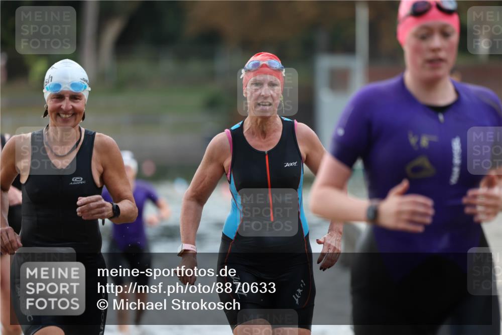 14.09.2025 - Stadtparktriathlon Michael Strokosch http://msf.ph/oto/8870633 14.09.2025 11:15:05 Schwimmen 948, 974, 980, 998, 1008, 1014 meine-sportfotos.de
