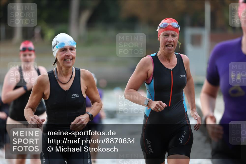 14.09.2025 - Stadtparktriathlon Michael Strokosch http://msf.ph/oto/8870634 14.09.2025 11:15:06 Schwimmen 948, 974, 980, 998, 1008, 1014 meine-sportfotos.de