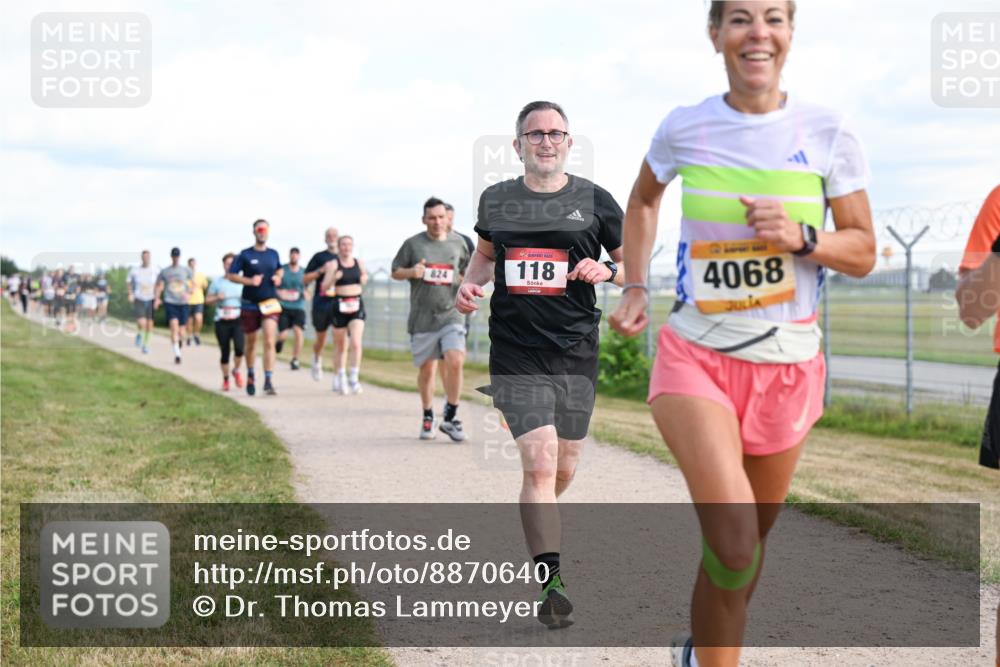 14.09.2025 - Airport Race Dr. Thomas Lammeyer http://msf.ph/oto/8870640 14.09.2025 12:15:08 Laufen 824, 118, 4068 meine-sportfotos.de