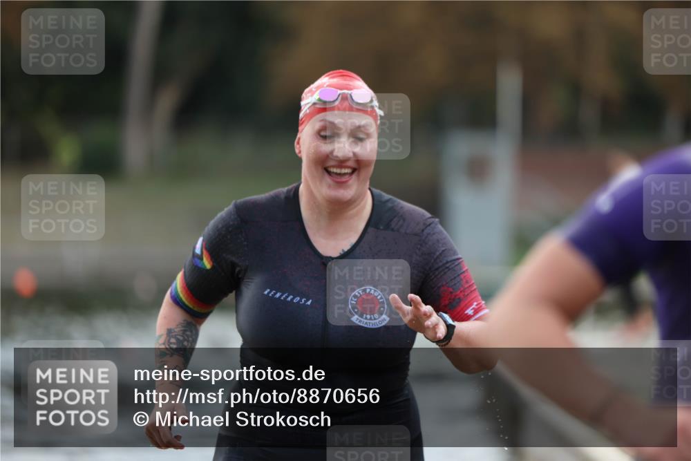 14.09.2025 - Stadtparktriathlon Michael Strokosch http://msf.ph/oto/8870656 14.09.2025 11:15:12 Schwimmen 948, 1008 meine-sportfotos.de
