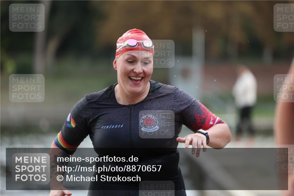 14.09.2025 - Stadtparktriathlon Michael Strokosch http://msf.ph/oto/8870657 14.09.2025 11:15:12 Schwimmen 948, 1008 meine-sportfotos.de