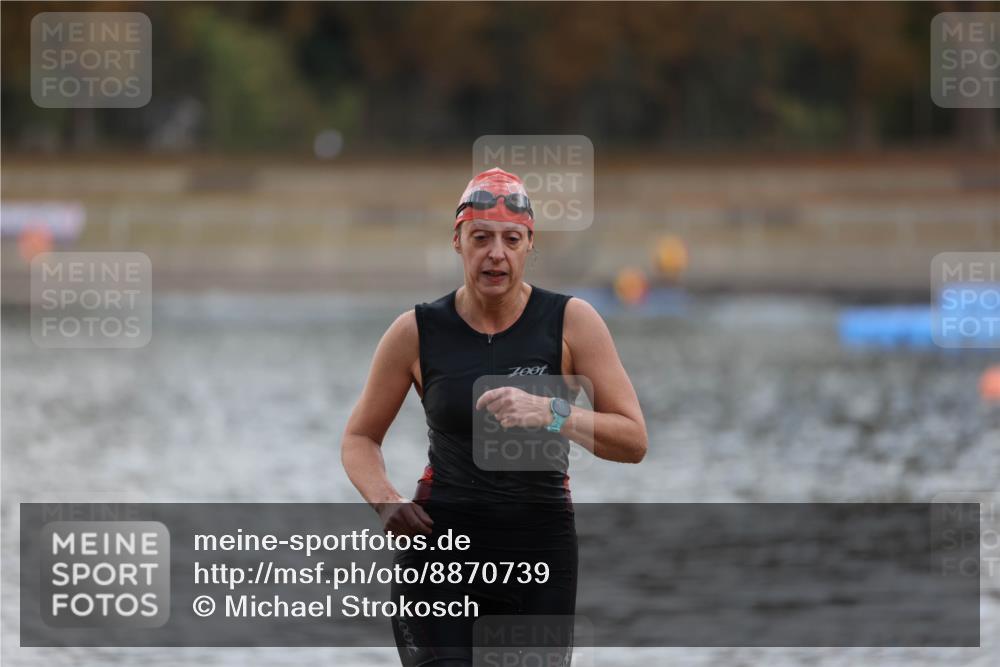 14.09.2025 - Stadtparktriathlon Michael Strokosch http://msf.ph/oto/8870739 14.09.2025 11:15:55 Schwimmen 924, 1005 meine-sportfotos.de