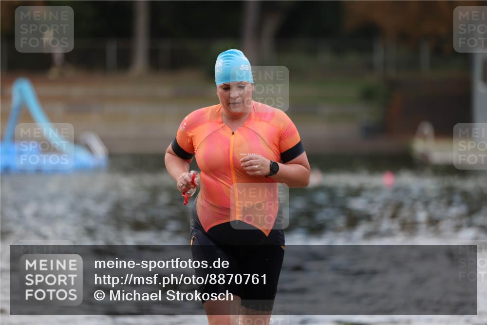 14.09.2025 - Stadtparktriathlon Michael Strokosch http://msf.ph/oto/8870761 14.09.2025 11:16:23 Schwimmen 986 meine-sportfotos.de