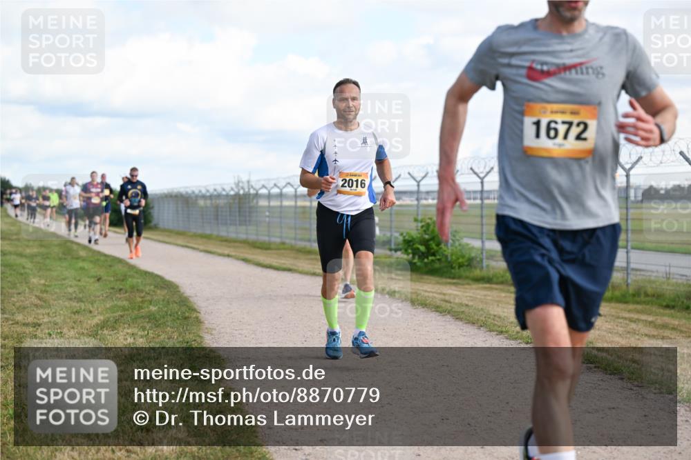 14.09.2025 - Airport Race Dr. Thomas Lammeyer http://msf.ph/oto/8870779 14.09.2025 12:15:16 Laufen 2016, 1672 meine-sportfotos.de