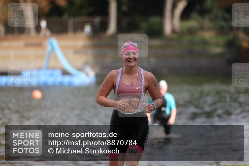 14.09.2025 - Stadtparktriathlon Michael Strokosch http://msf.ph/oto/8870784 14.09.2025 11:17:30 Schwimmen 931 meine-sportfotos.de