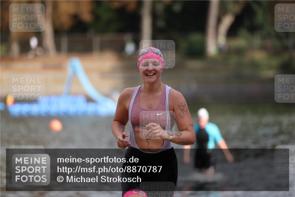 14.09.2025 - Stadtparktriathlon Michael Strokosch http://msf.ph/oto/8870787 14.09.2025 11:17:30 Schwimmen 931 meine-sportfotos.de