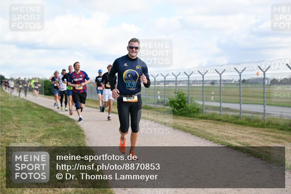 14.09.2025 - Airport Race Dr. Thomas Lammeyer http://msf.ph/oto/8870853 14.09.2025 12:15:22 Laufen 247, 10, 385 meine-sportfotos.de