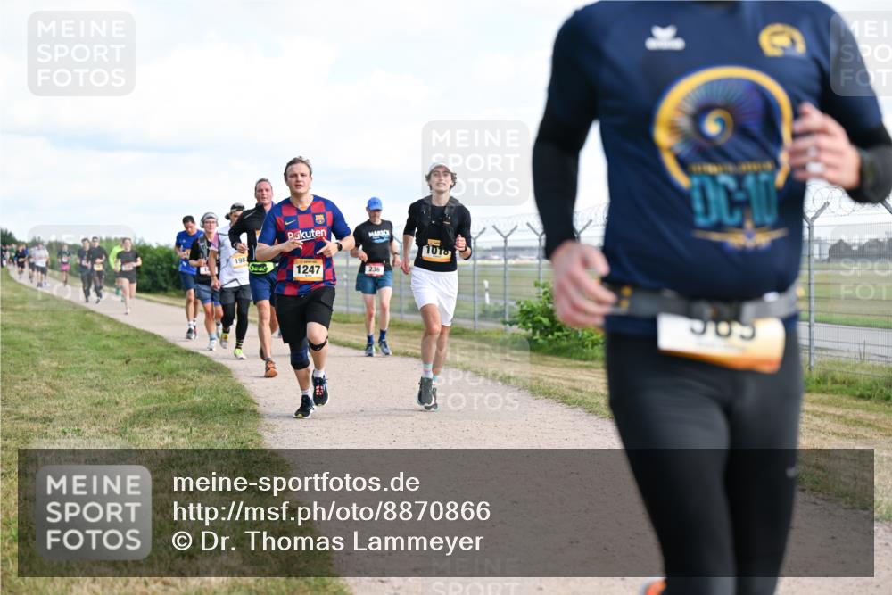 14.09.2025 - Airport Race Dr. Thomas Lammeyer http://msf.ph/oto/8870866 14.09.2025 12:15:24 Laufen 1983, 1247, 236, 1018, 585 meine-sportfotos.de